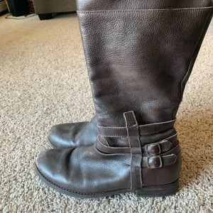 Tall Leather Women’s Boots